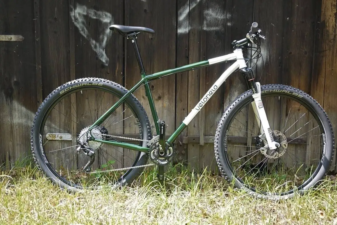 veloheld.iron tannengruen/signalweiss