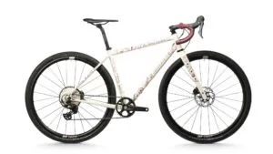veloheld female explorer