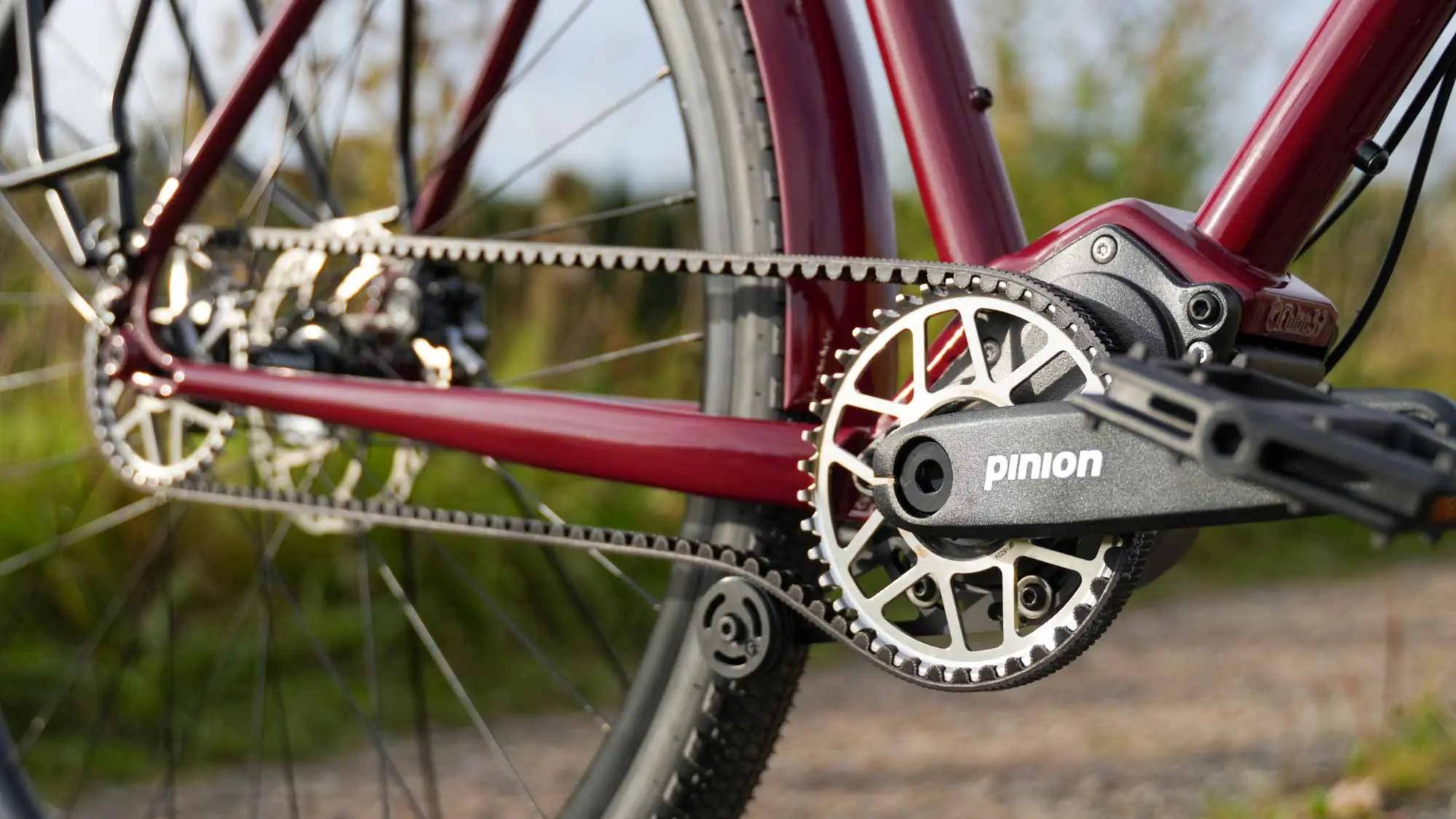 veloheld.farway pinion - Piniongetriebe und Gates CDX Riemenantrieb